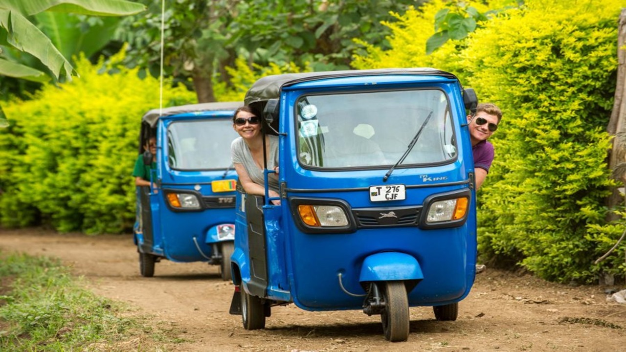 Tuk Tuk Rides